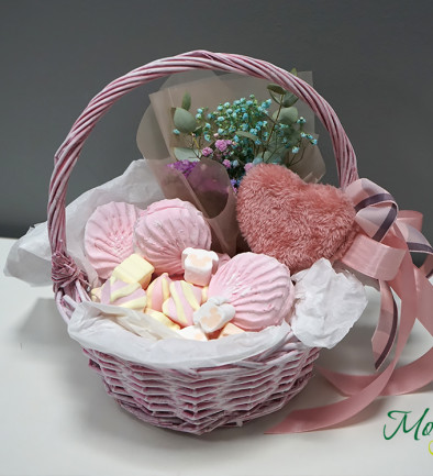 Sweet Basket with Marshmallows (made to order, 24 hours) photo 394x433